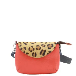 Carol_soruka_recycledleatherbeltbag_27022026 (4).jpg