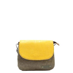 Scarlet_soruka_recycledleatherbag_270226 (4).jpg