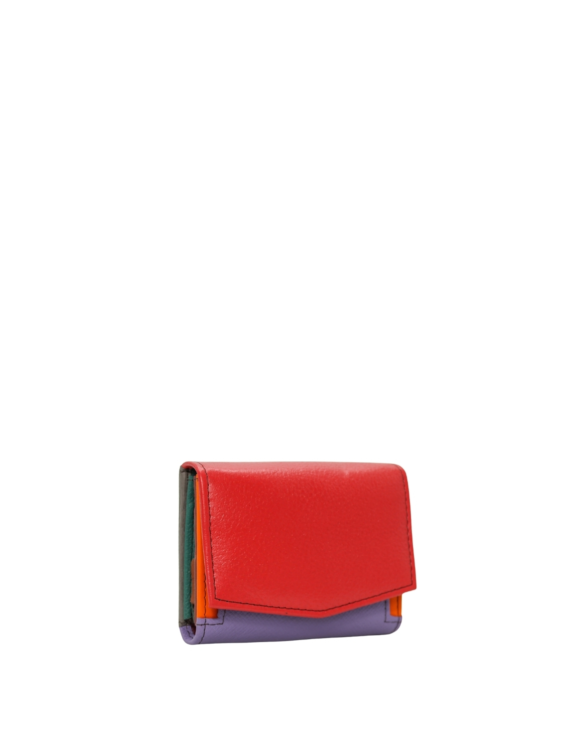zip pockets and magnetic clasp